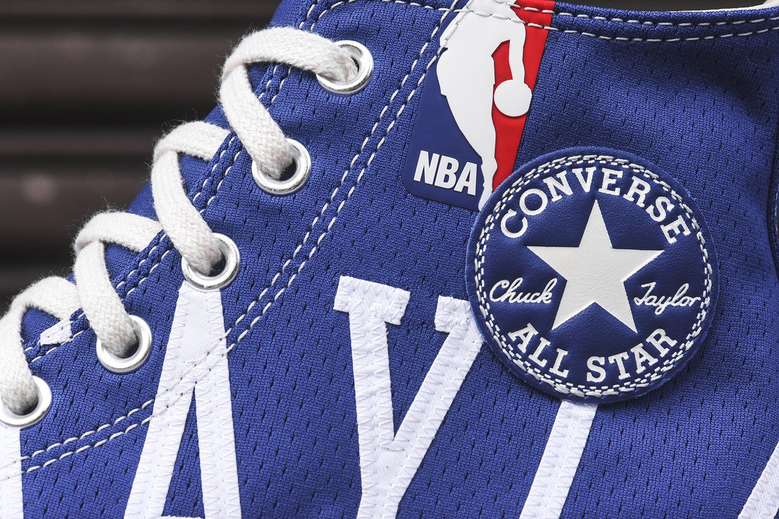 天空：维萨未随布伦特福德前往客场参加比赛，他仍渴望离队