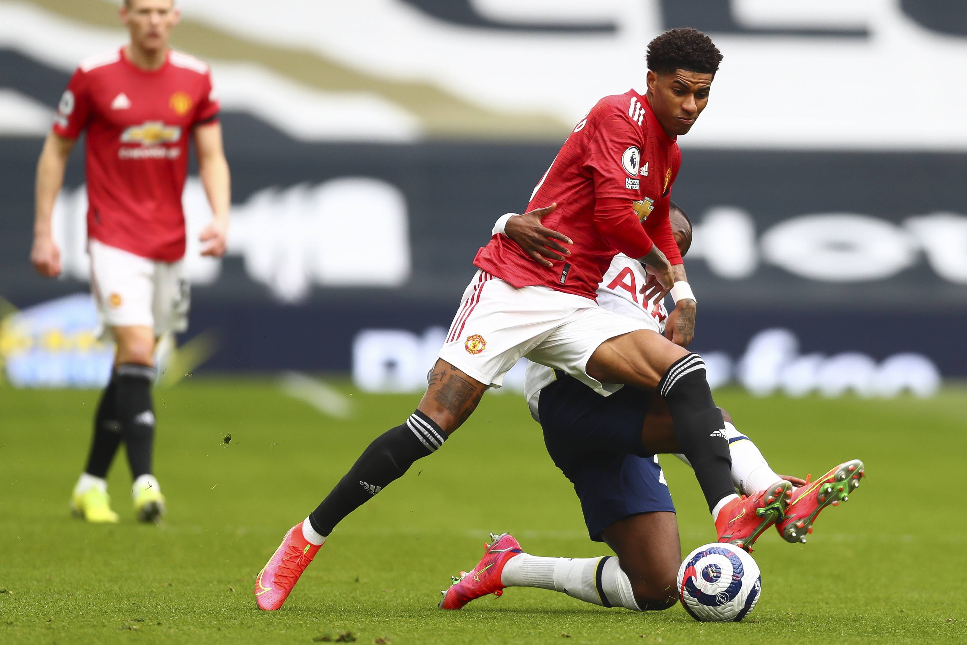 详解棒球规则中的投球犯规投手最容易忽视的细节